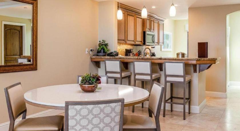 Dolphin Bay Resort And Spa بيسمو بيتش، سان لويس أوبيسبو، كاليفورنيا المظهر الخارجي الصورة